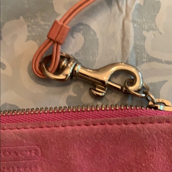 Coach wristlet - Picture 5 of 9